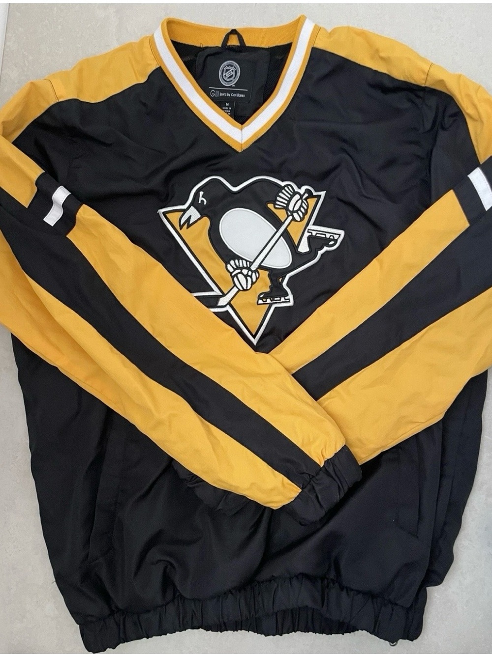 NWOT Pittsburgh Penguins Side Zip Pullover Jacket Size